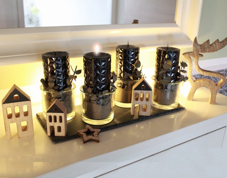Schwarze Kerzen Adventskranz