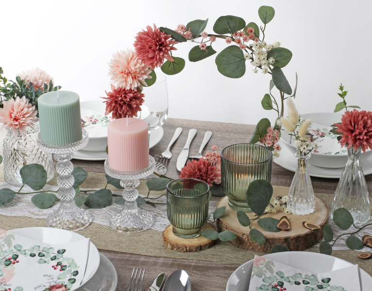 Wohndekoidee Glas-Kombinationen. Wohndekoidee Glas-Kombinationen.