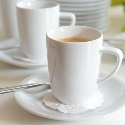 Duni Tassendeckchen rund, 8-lagig, in 6 Farben Duni Tassendeckchen rund, 8-lagig, in 7 Farben