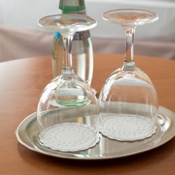 Duni Tassendeckchen rund, 8-lagig, in 6 Farben Duni Tassendeckchen rund, 8-lagig, in 7 Farben