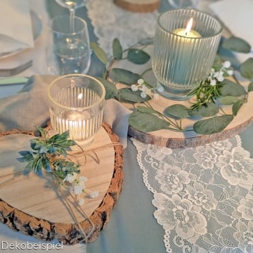 Teelichtglas, Windlicht Dex mit Streifen, klar, 85 mm Dekobeispiel mit dem Teelichtglas, Windlicht Dex mit Streifen, klar, 83 mm.