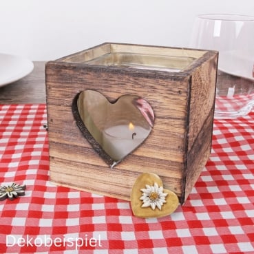 40-teiliges Tischdeko Paket "Alpenherz", Karo in Rot Dekobeispiel mit dem Tischdeko Paket.