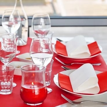 100 Duni Dunicel Mitteldecken 84 x 84 in 3 Farben 100 Duni Dunicel Mitteldecken 84 x 84 in 3 Farben