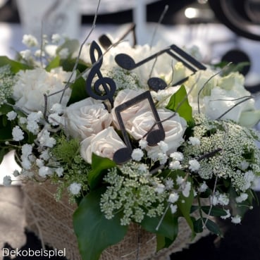 10 Holz Deko Musik Noten, 60 mm Dekobeispiel für 110 Holz Streuteile Musik Noten, 60 mm.