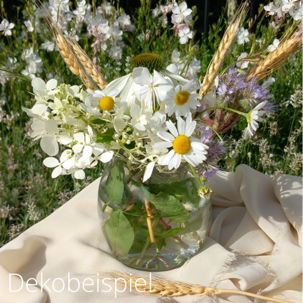 Teelichtglas, Windlicht, bauchig, klar, 10 cm. Dekobeispiel mit Farbsand und Jumbo Teelicht.